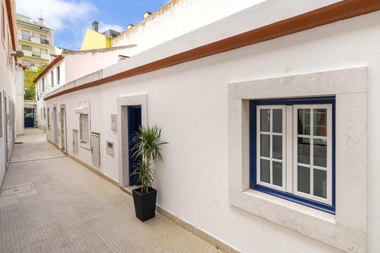 Whome Urban Escape: 1-Br W/Mezzanine Near Campo Ourique Lisbon Luaran gambar