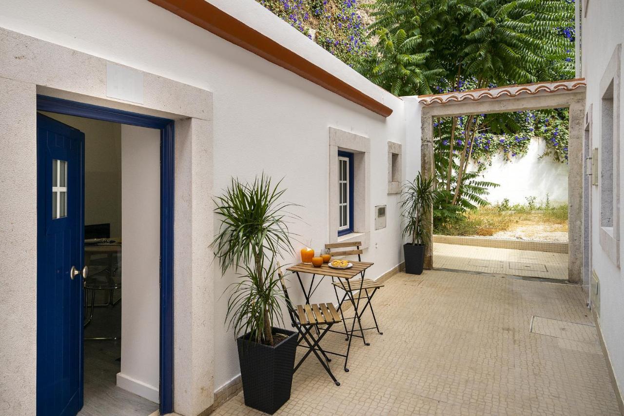 Whome Urban Escape: 1-Br W/Mezzanine Near Campo Ourique Lisbon Luaran gambar