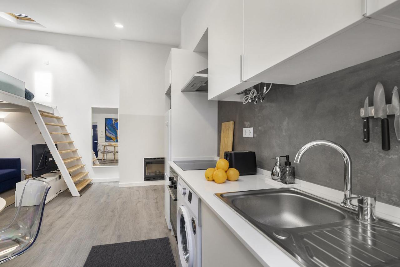 Whome Urban Escape: 1-Br W/Mezzanine Near Campo Ourique Lisbon Luaran gambar